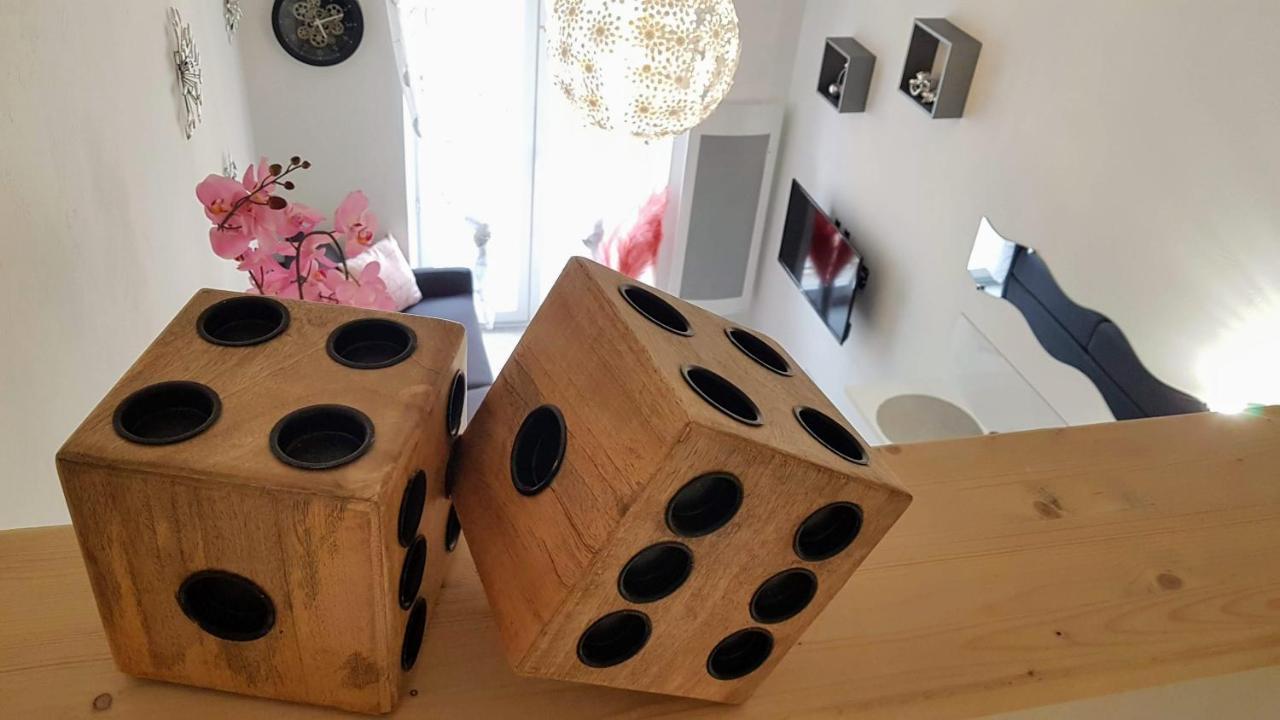 Les Nuits D'Anis - Appartements Hypercentre Le Puy-en-Velay エクステリア 写真