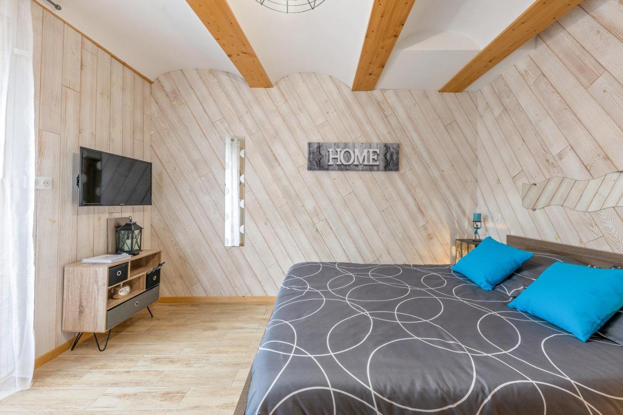 Les Nuits D'Anis - Appartements Hypercentre Le Puy-en-Velay エクステリア 写真